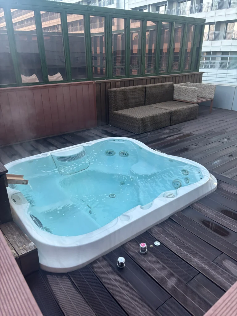 강릉 세인트존스 애견동반 자쿠지 온수풀