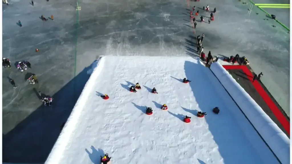 화천 산천어축제 눈썰매장